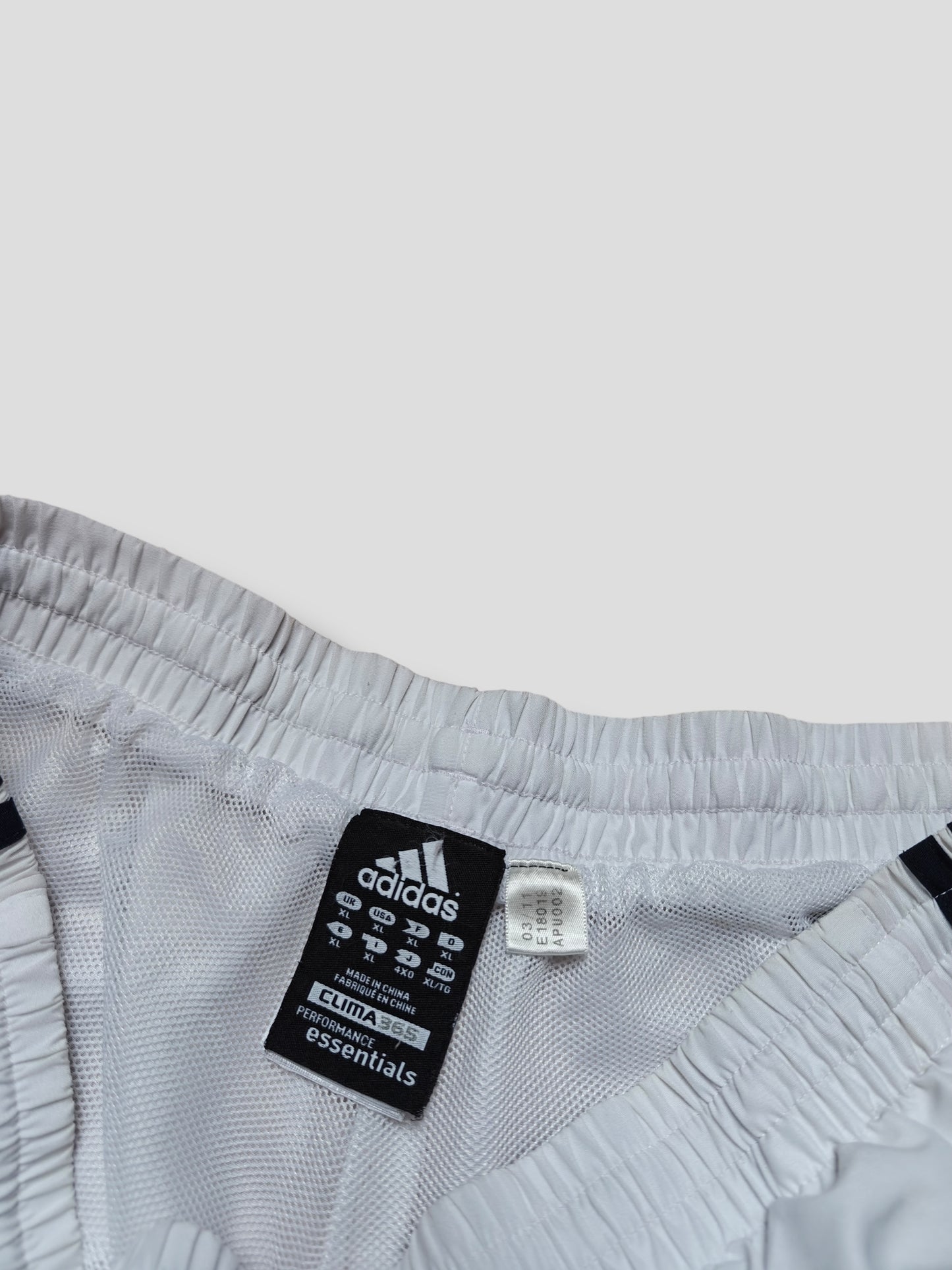 Adidas Shortsit (XL)