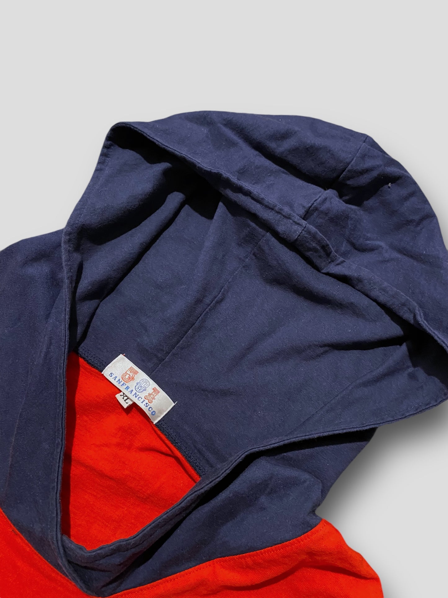 Vintage San Fransisco Levis T-paita Huppari (XL)