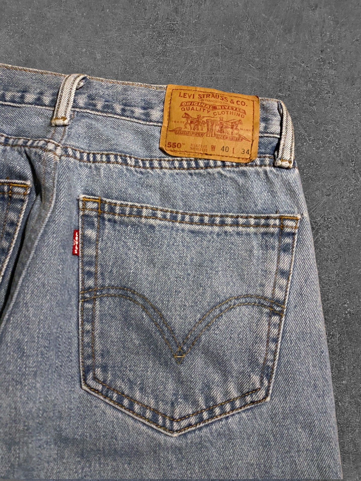 Levis 550 farkut (W29, L30)