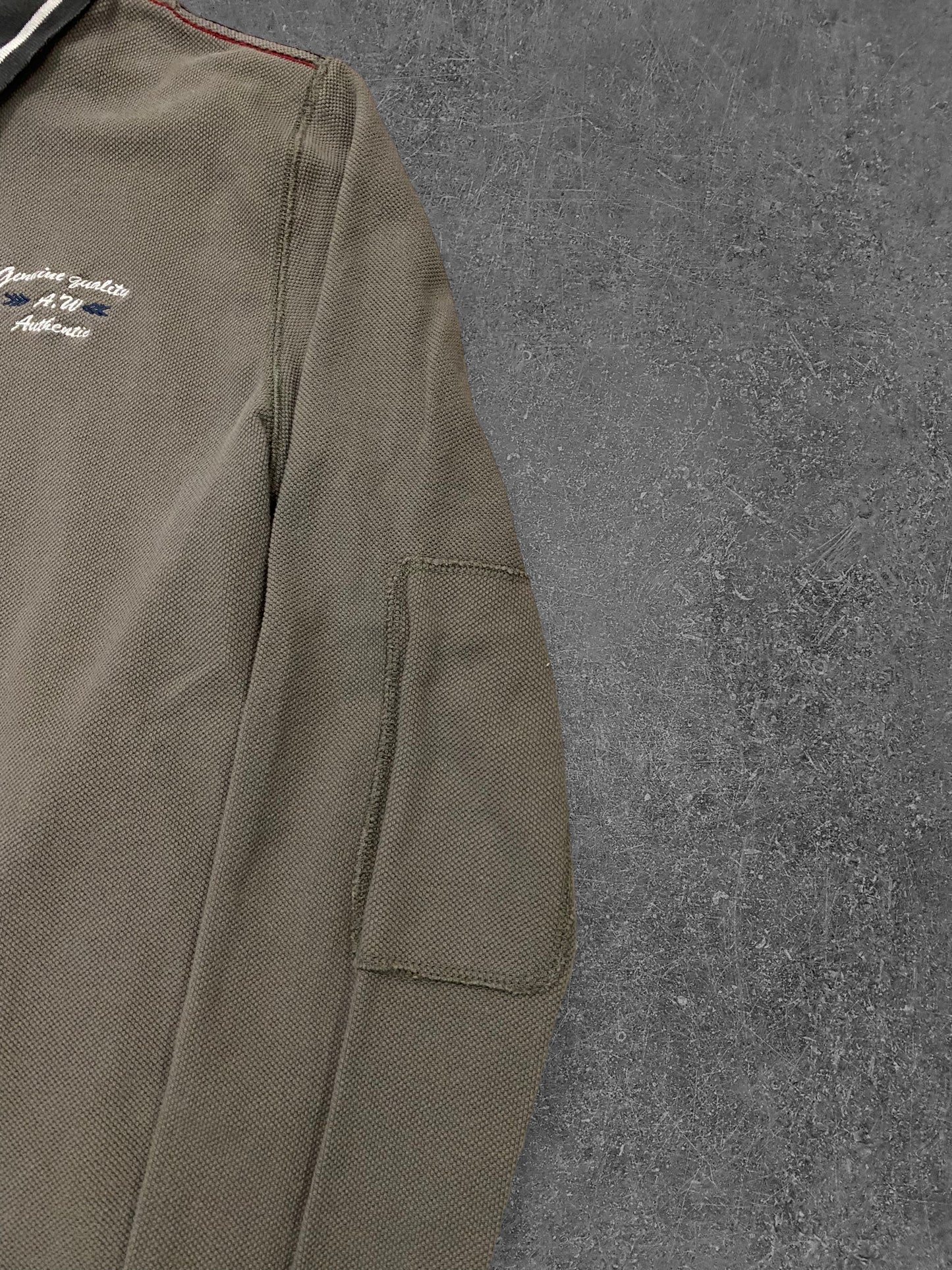 Genuine Pikeepaita (XL)