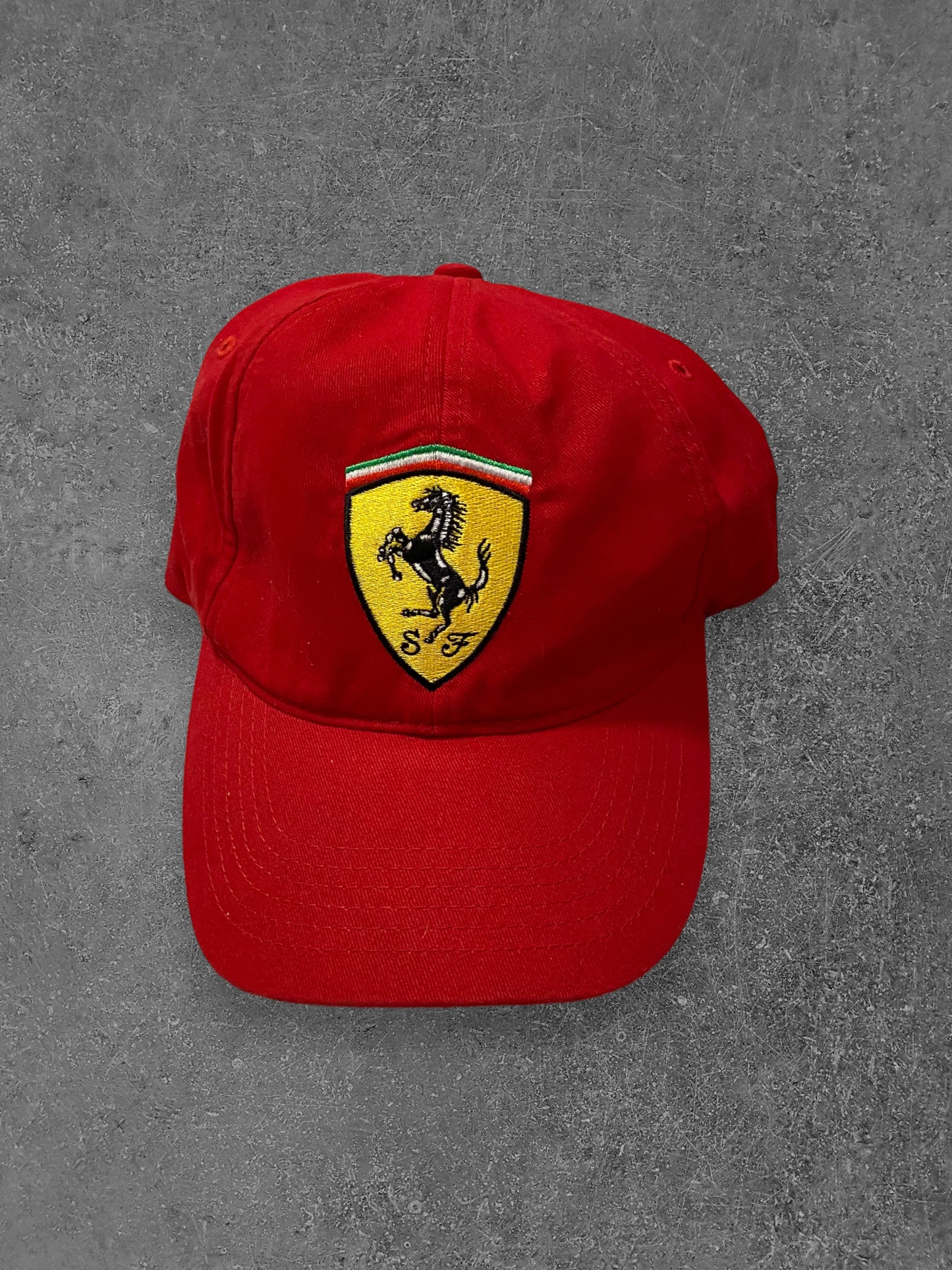 Vintage Ferrari Lippis
