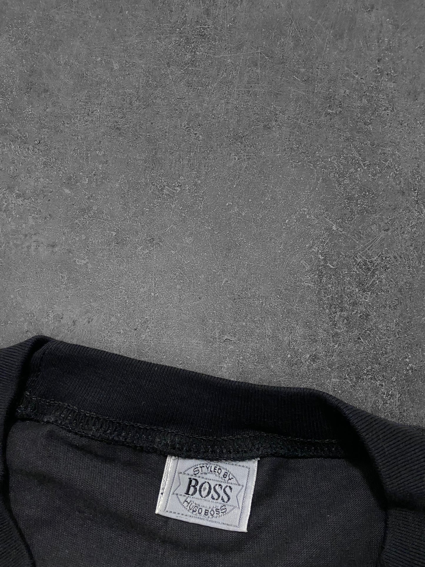 Vintage Hugo Boss T-Paita (L)