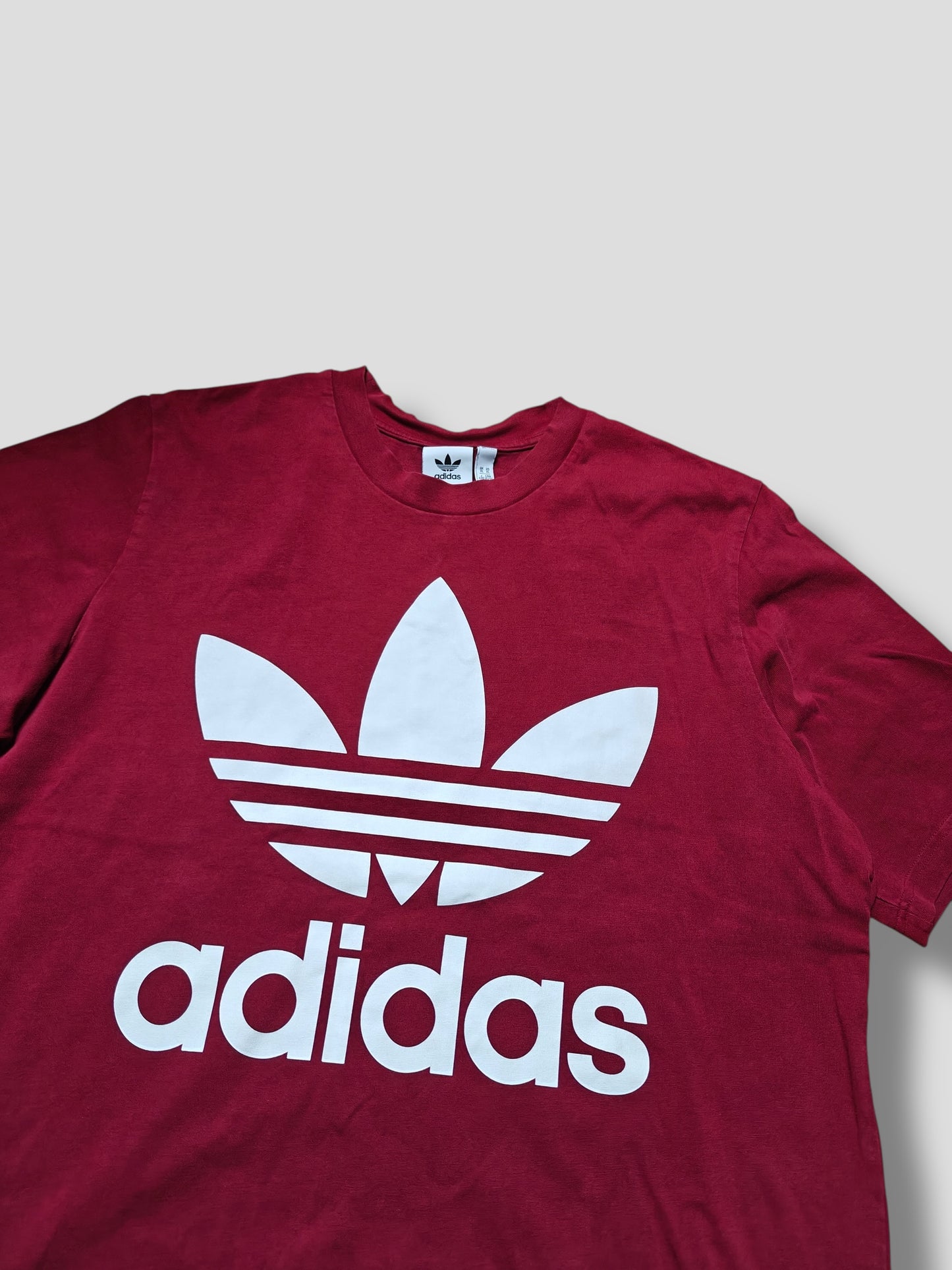 Adidas T-Paita (XL)