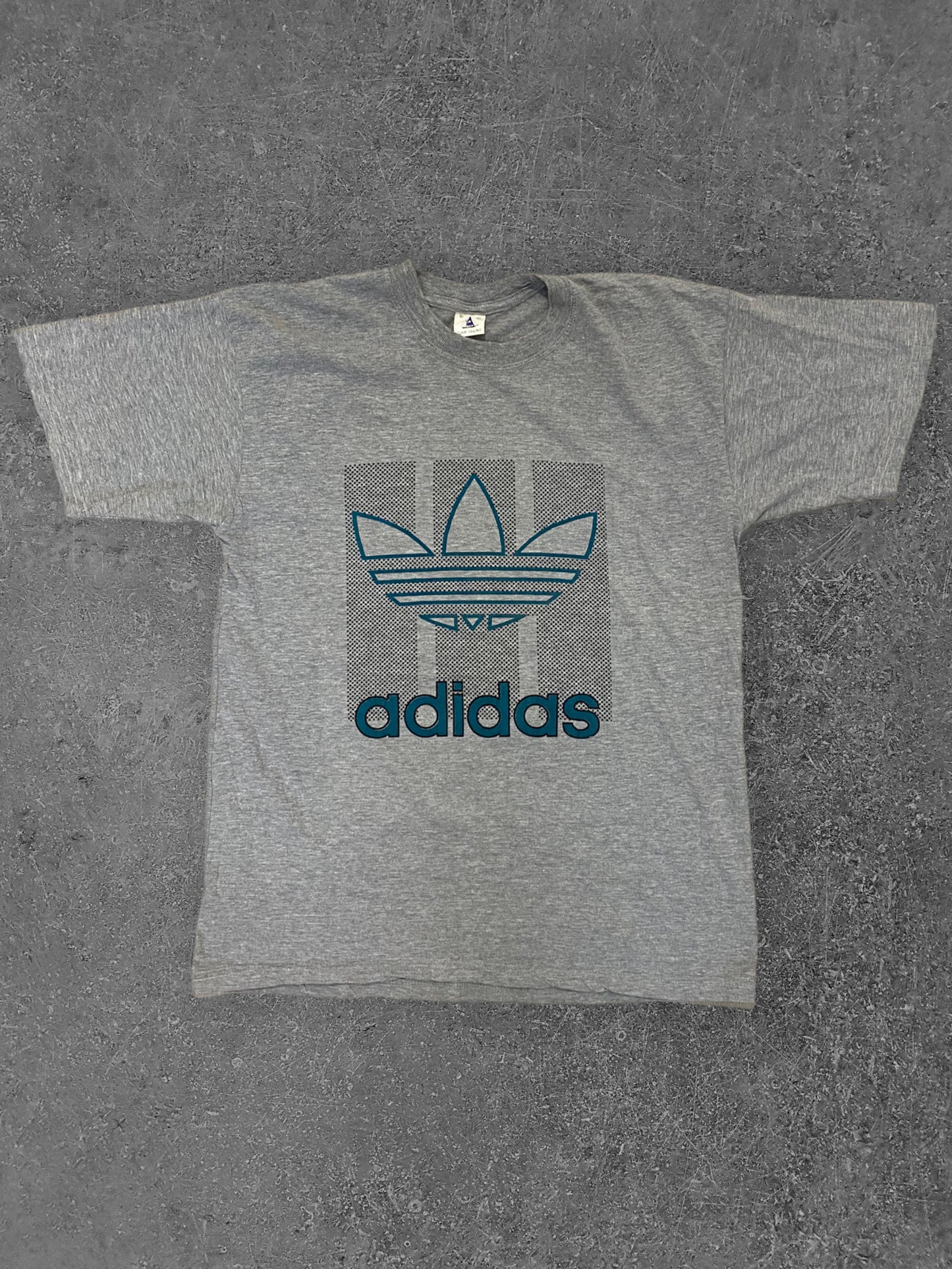 Adidas Vintage T-paita (L)
